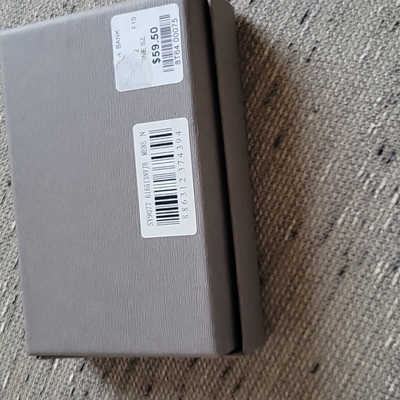 NIB Jos A. Banks bowtie - Picture 4 of 4